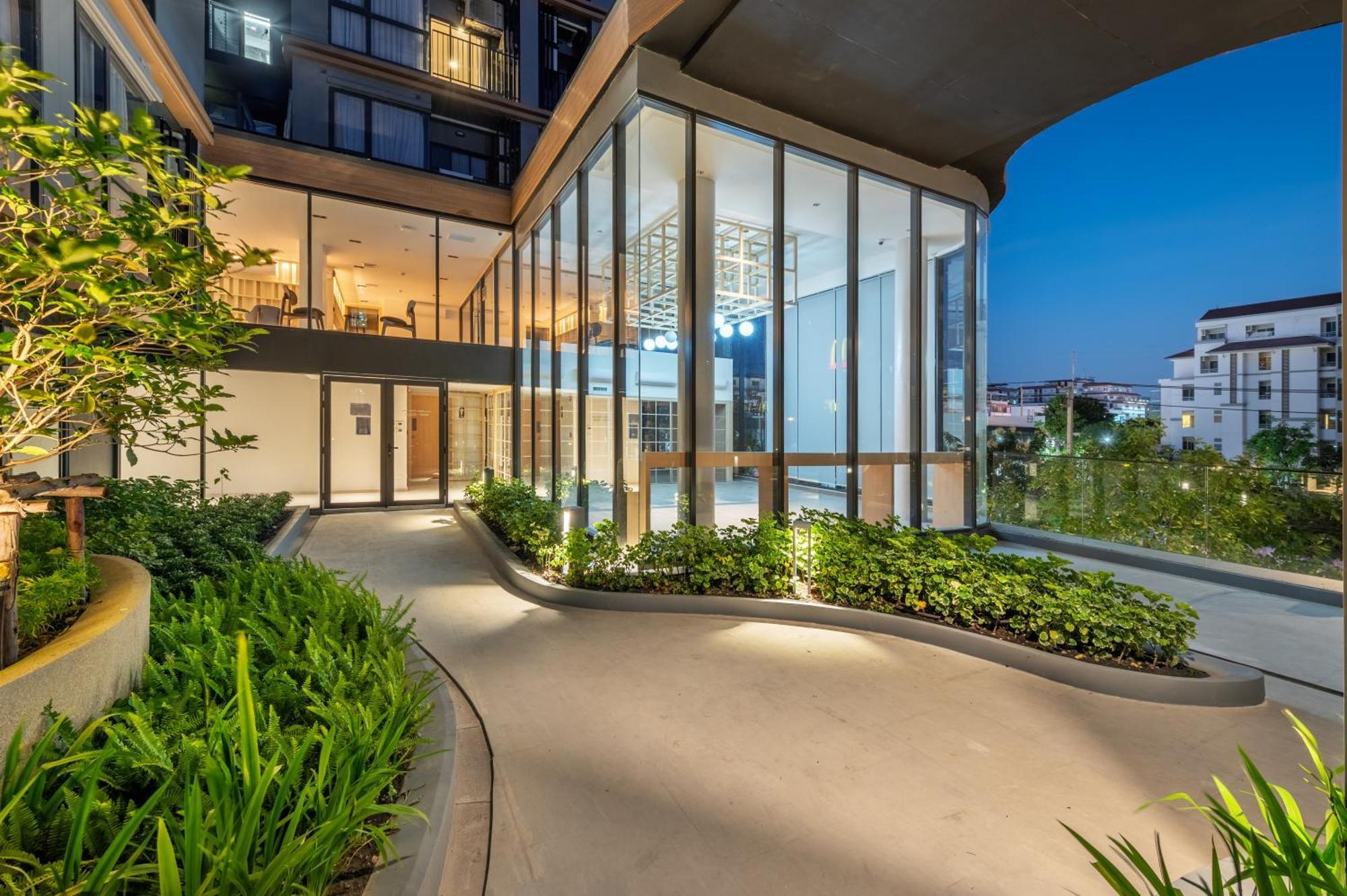 Salaya One Hotel & Service Apartment Ngoại thất bức ảnh