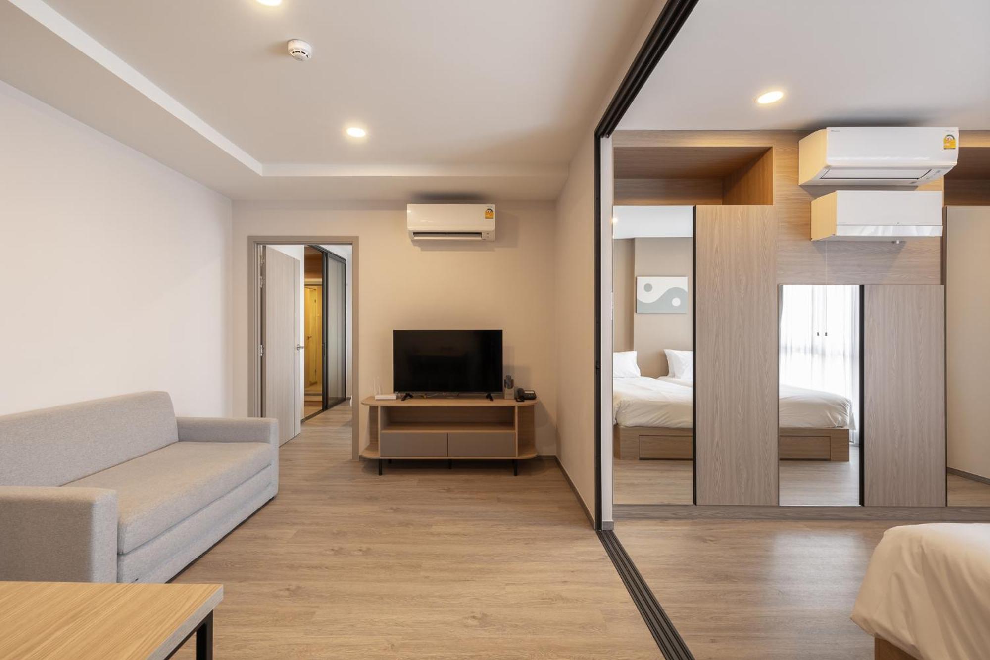 Salaya One Hotel & Service Apartment Ngoại thất bức ảnh