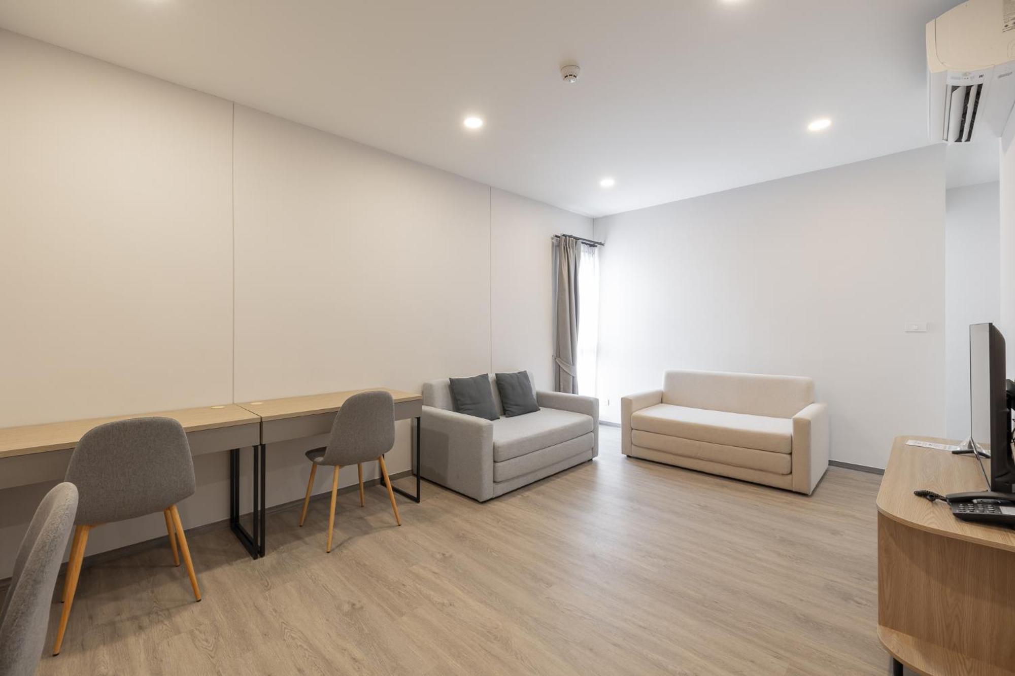Salaya One Hotel & Service Apartment Ngoại thất bức ảnh